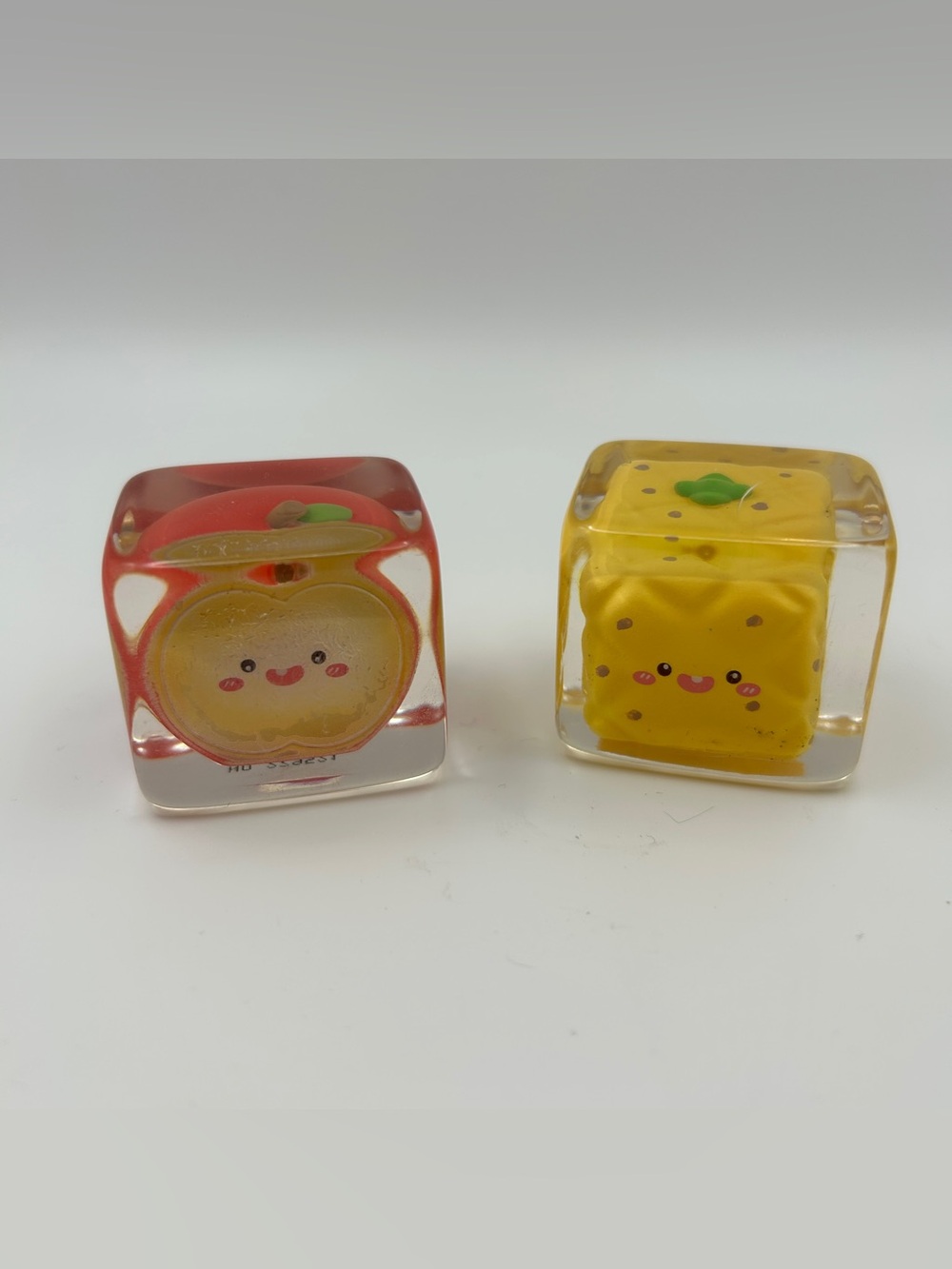 Fruit of the Day Fruity Ice Blind Box Pineapple Apple